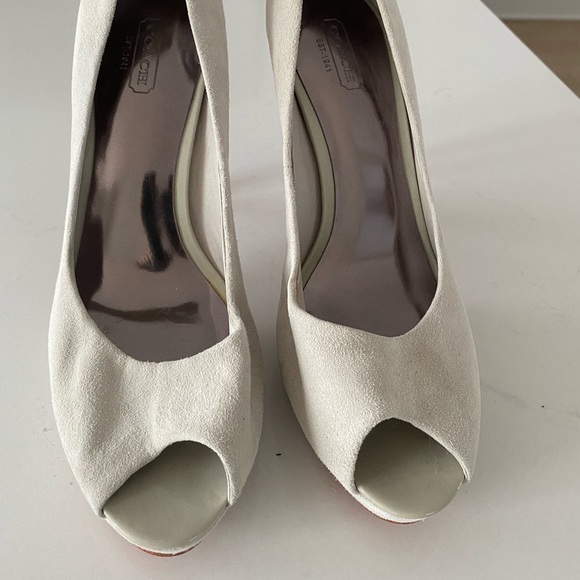 Coach suede heels brand new - Picture 2 of 5
